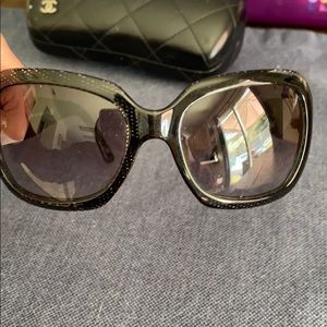 CHANEL sunglasses
